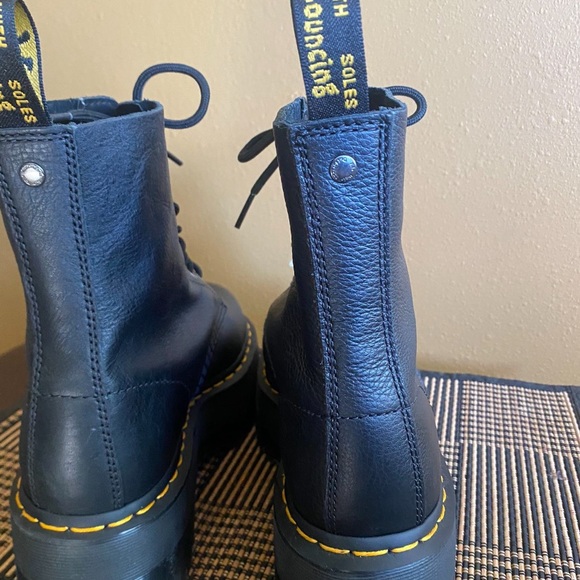 Never worn - Picture 3 of 3